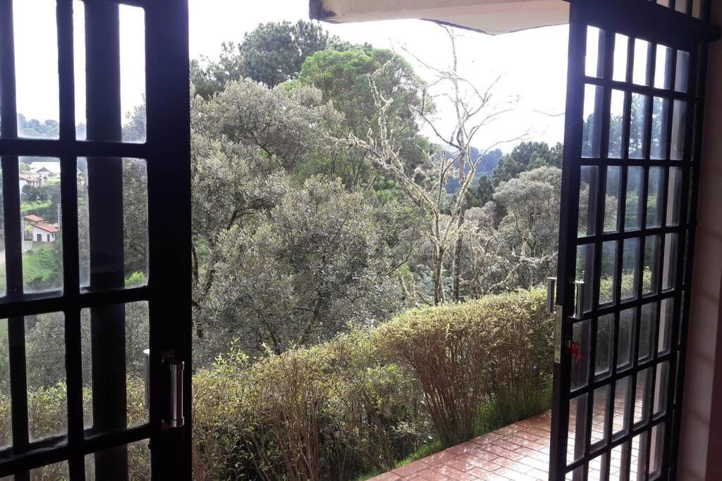Casa E Vista Privilegiadas No Alto Do Capivari Campos do Jordao Exterior photo