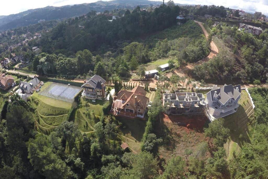 Casa E Vista Privilegiadas No Alto Do Capivari Campos do Jordao Exterior photo